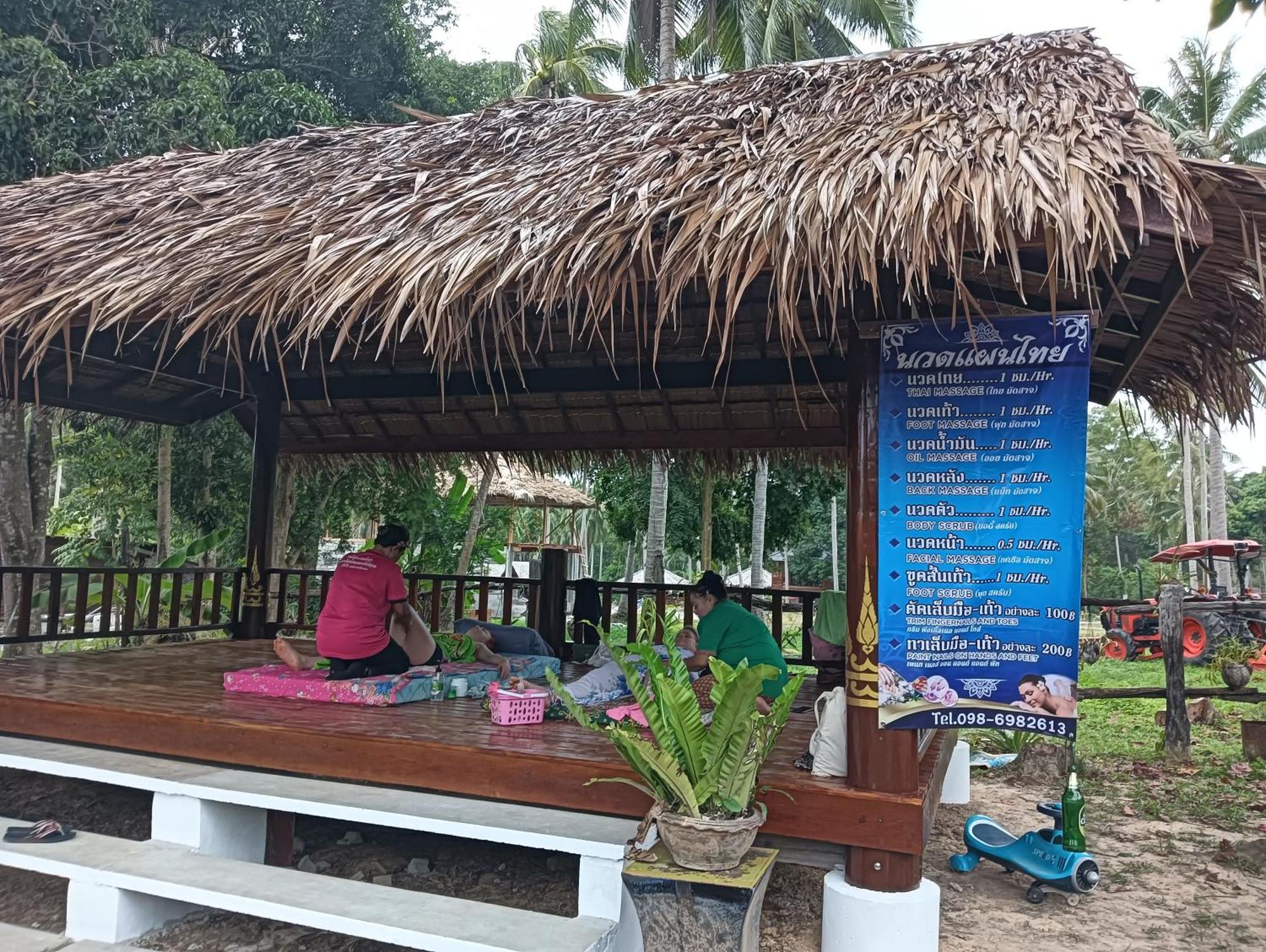 Kohjum Freedom Resort Koh Jum Exterior foto